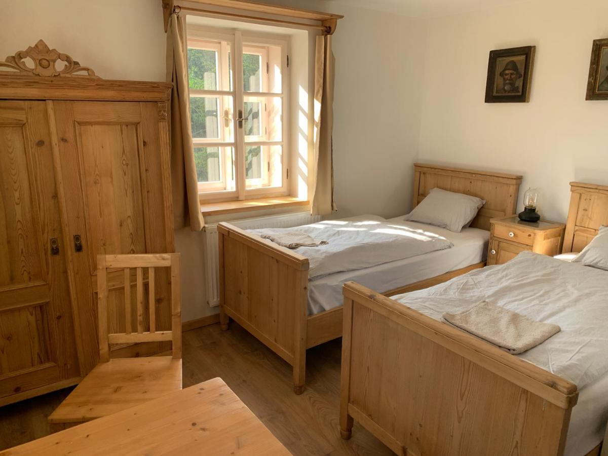 Hotel Na Vyhlidce à Krompach Extérieur photo